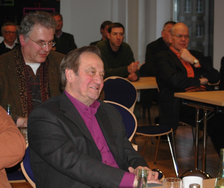 bernd-hort-zu Bernd Tillack is amused, andere sind noch skeptisch