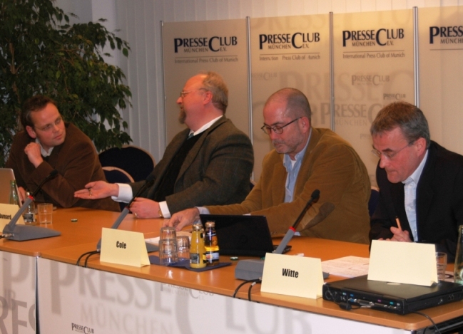 die-runde1 Geballte Ladung: Ein Panel voller Czyslanskys