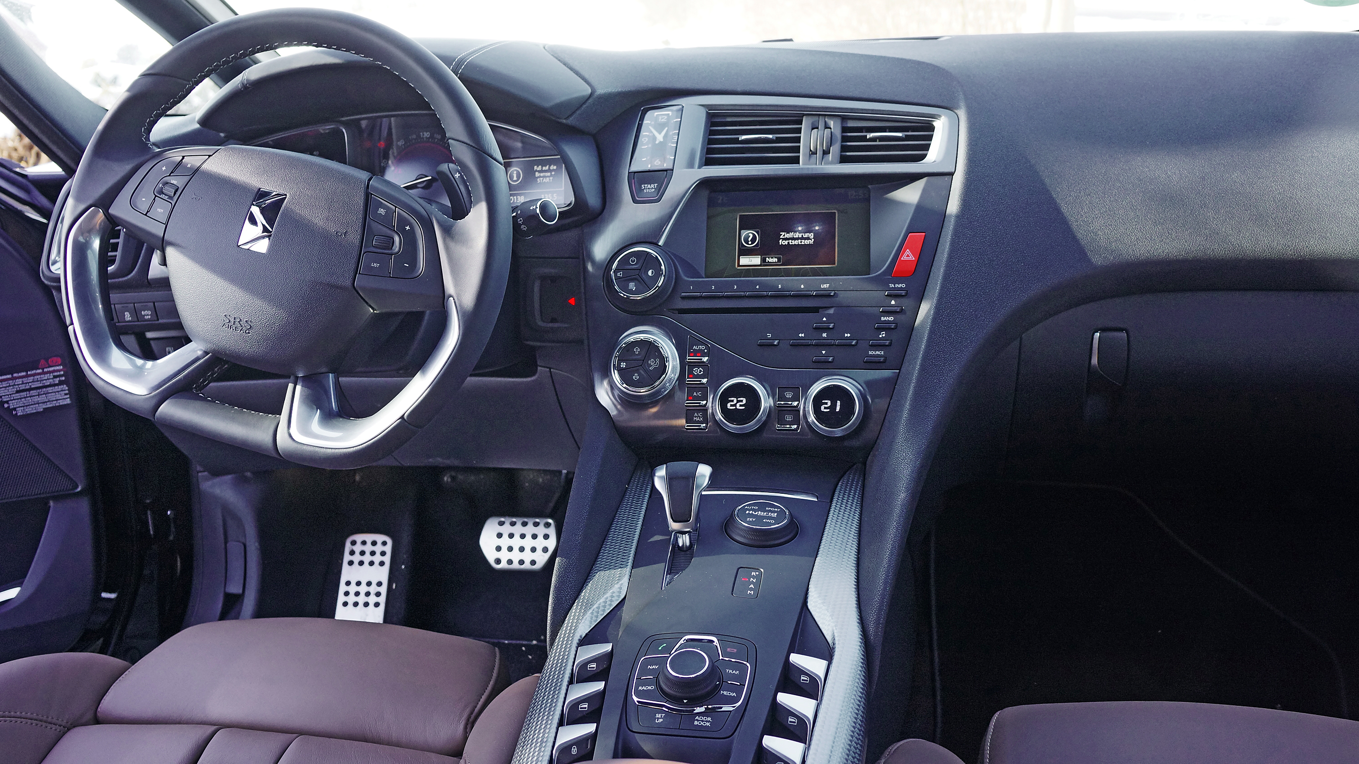 Citroen DS 5 Hybrid Cockpit