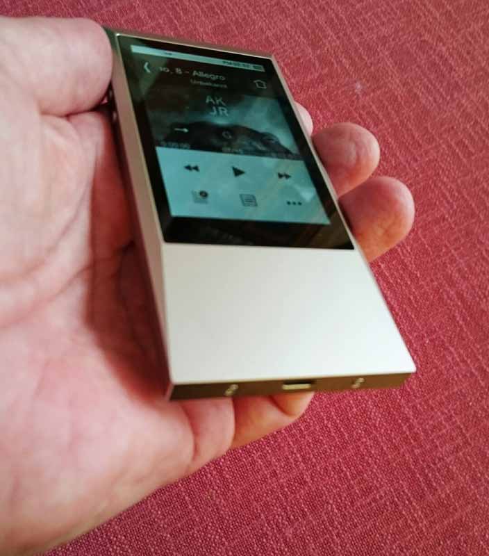 Astell & Kern junior