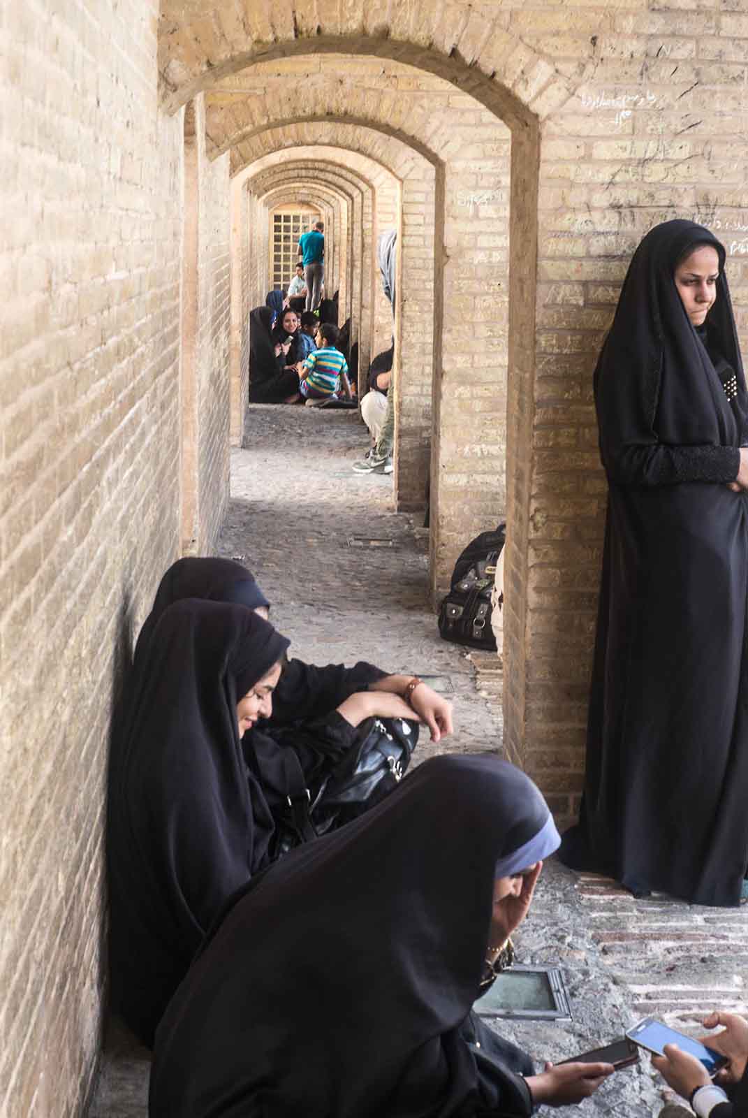 Chadsu-Brücke, Iranreise