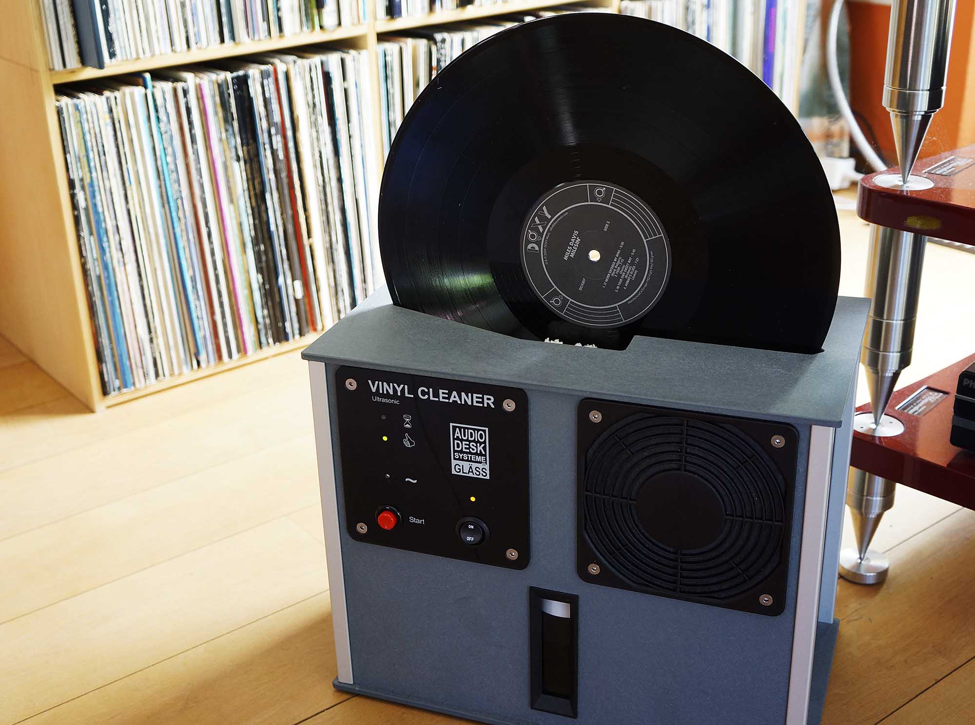 Der GLÄSS VINYL CLEANER: Der Schallplattenwaschvollautomat im Test ...